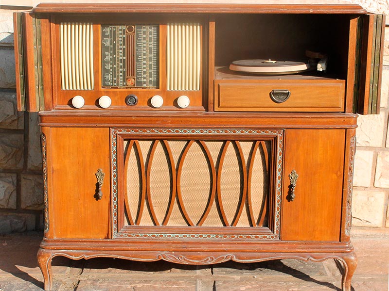 Mueble gramola años 50